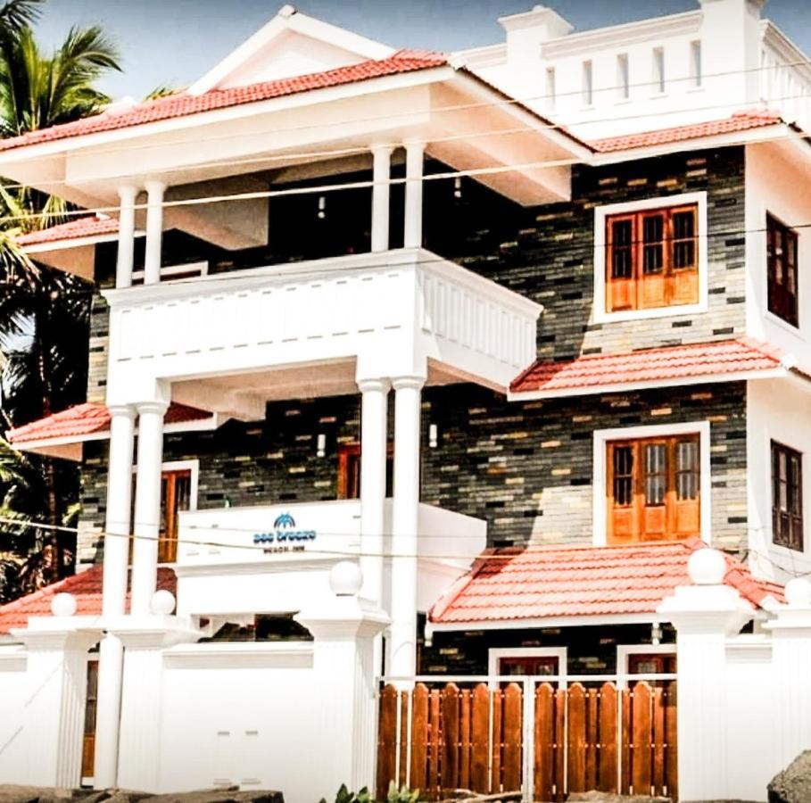 Sea Breeze Beach Inn Каннур Екстер'єр фото